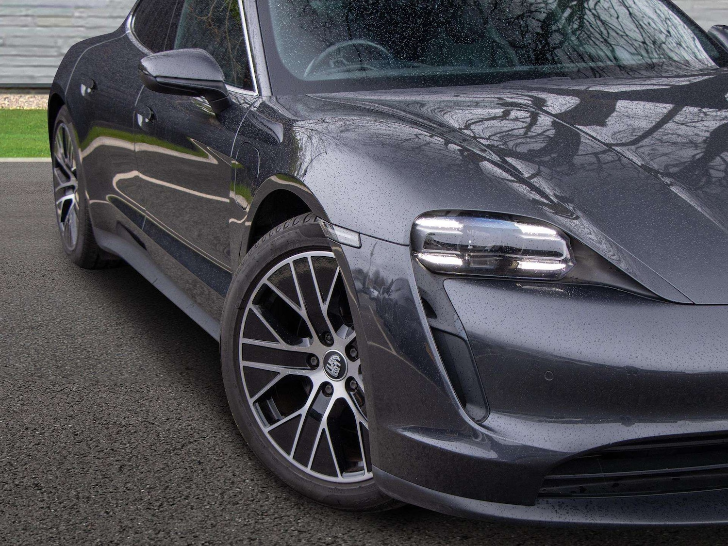 Used Porsche Taycan 2020 for sale - 77928564: Photo 9