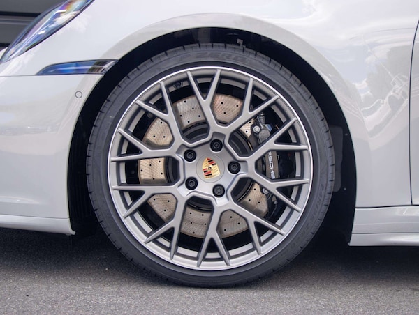 Used Porsche 911 2025 for sale - 76205216: Photo 4