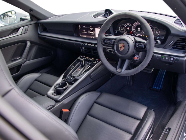 Used Porsche 911 2025 for sale - 76205216: Photo 5