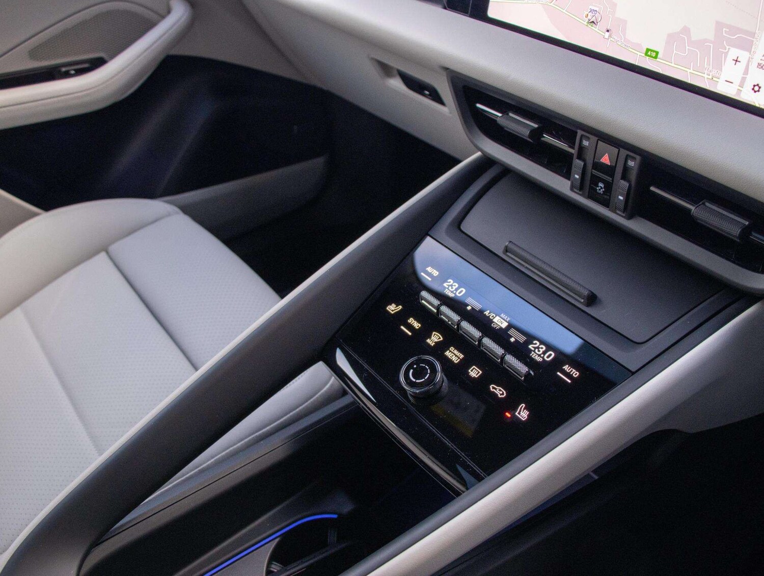 Used Porsche Macan 2025 for sale - 77458444: Photo 11