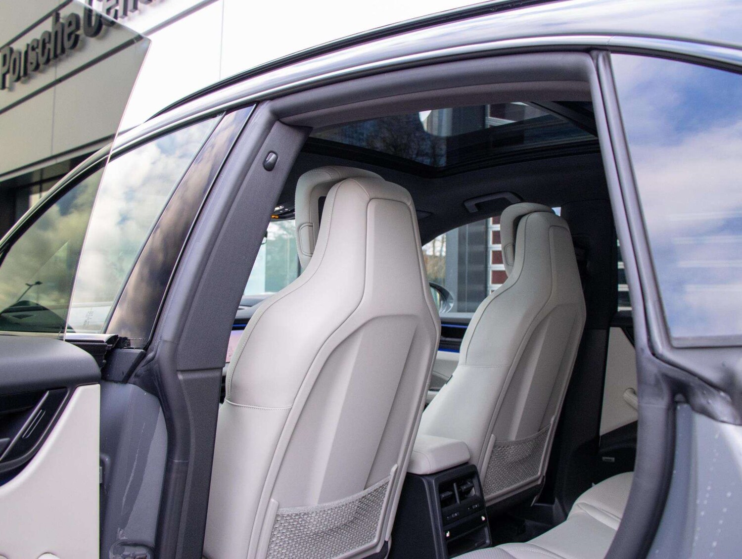 Used Porsche Macan 2025 for sale - 77458444: Photo 29