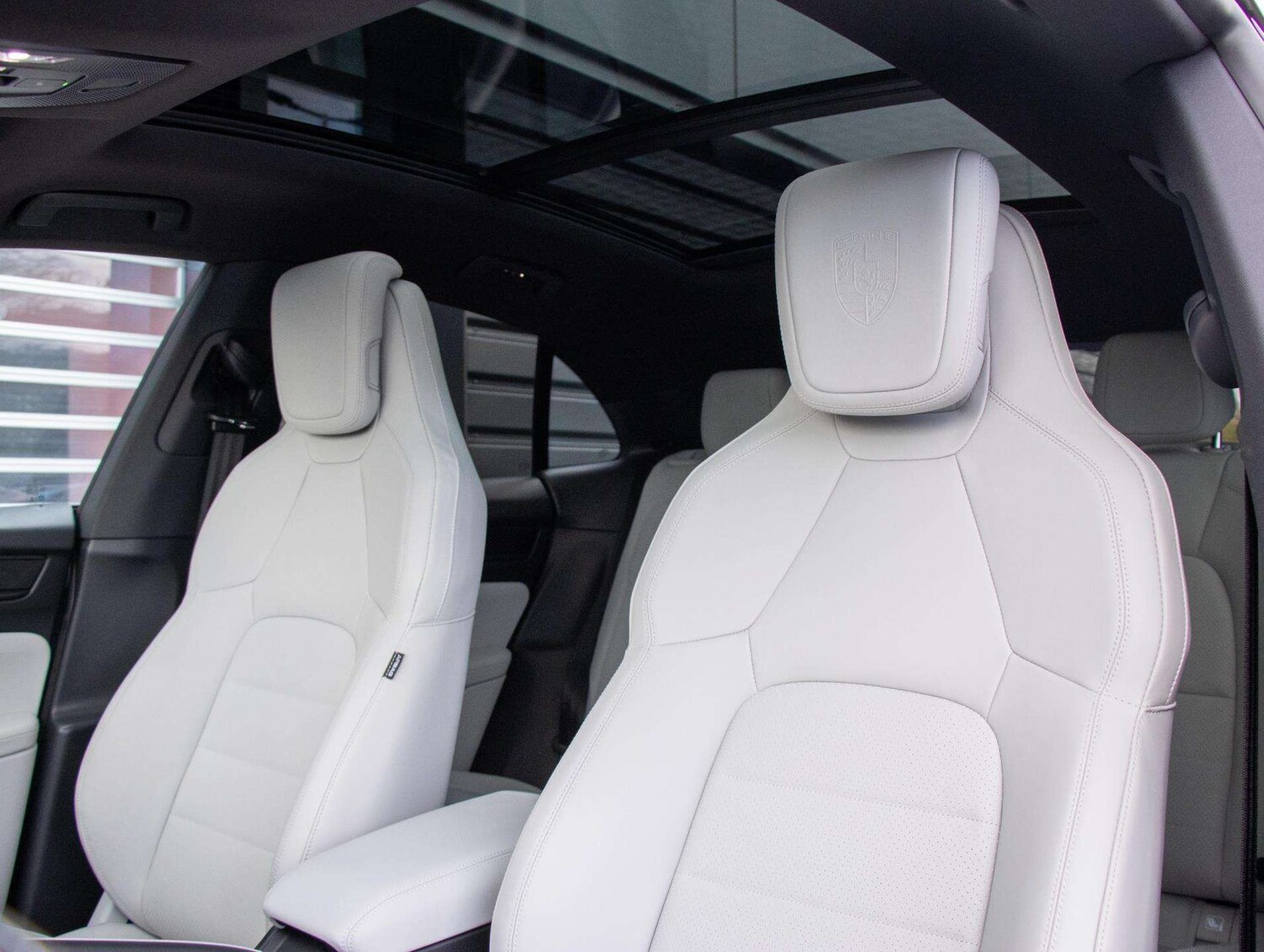 Used Porsche Macan 2025 for sale - 77458444: Photo 31