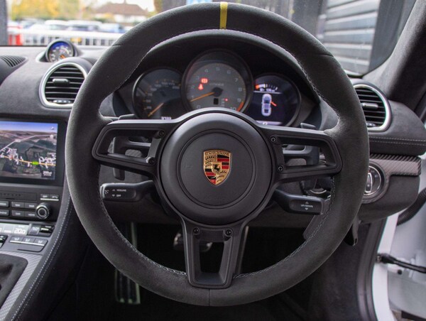 Used Porsche Cayman 2024 for sale - 76310710: Photo 14