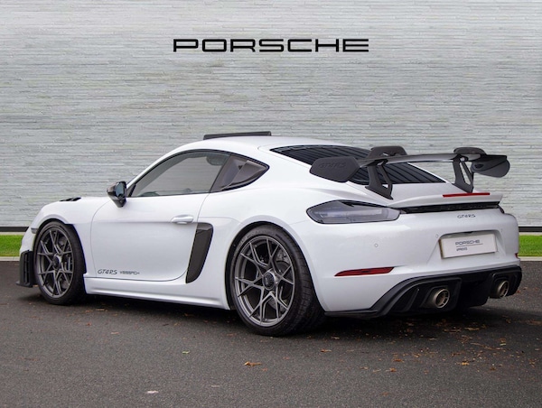 Used Porsche Cayman 2024 for sale - 76310710: Photo 3