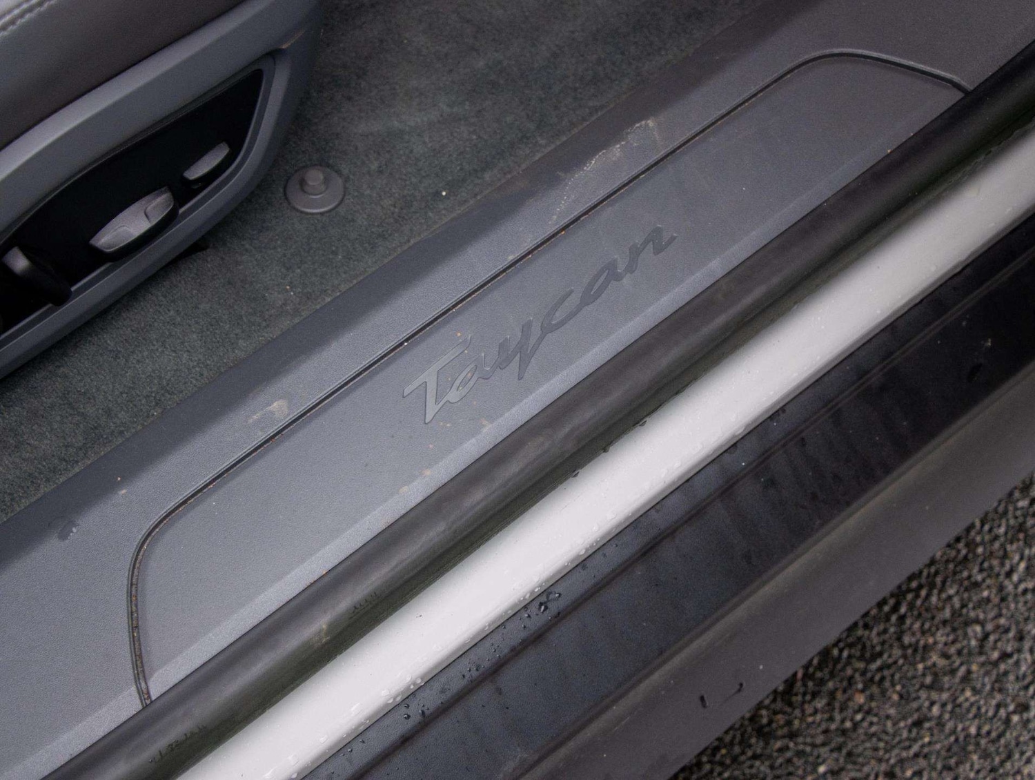 Used Porsche Taycan 2022 for sale - 76624621: Photo 15