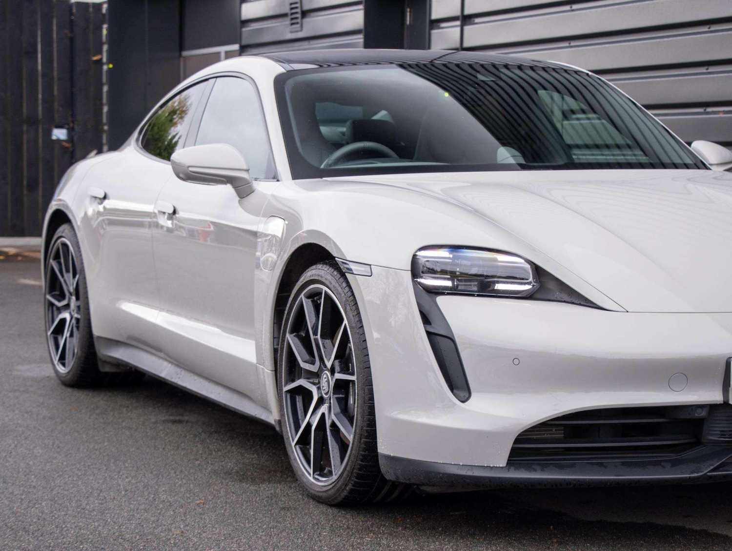 Used Porsche Taycan 2022 for sale - 76624621: Photo 17