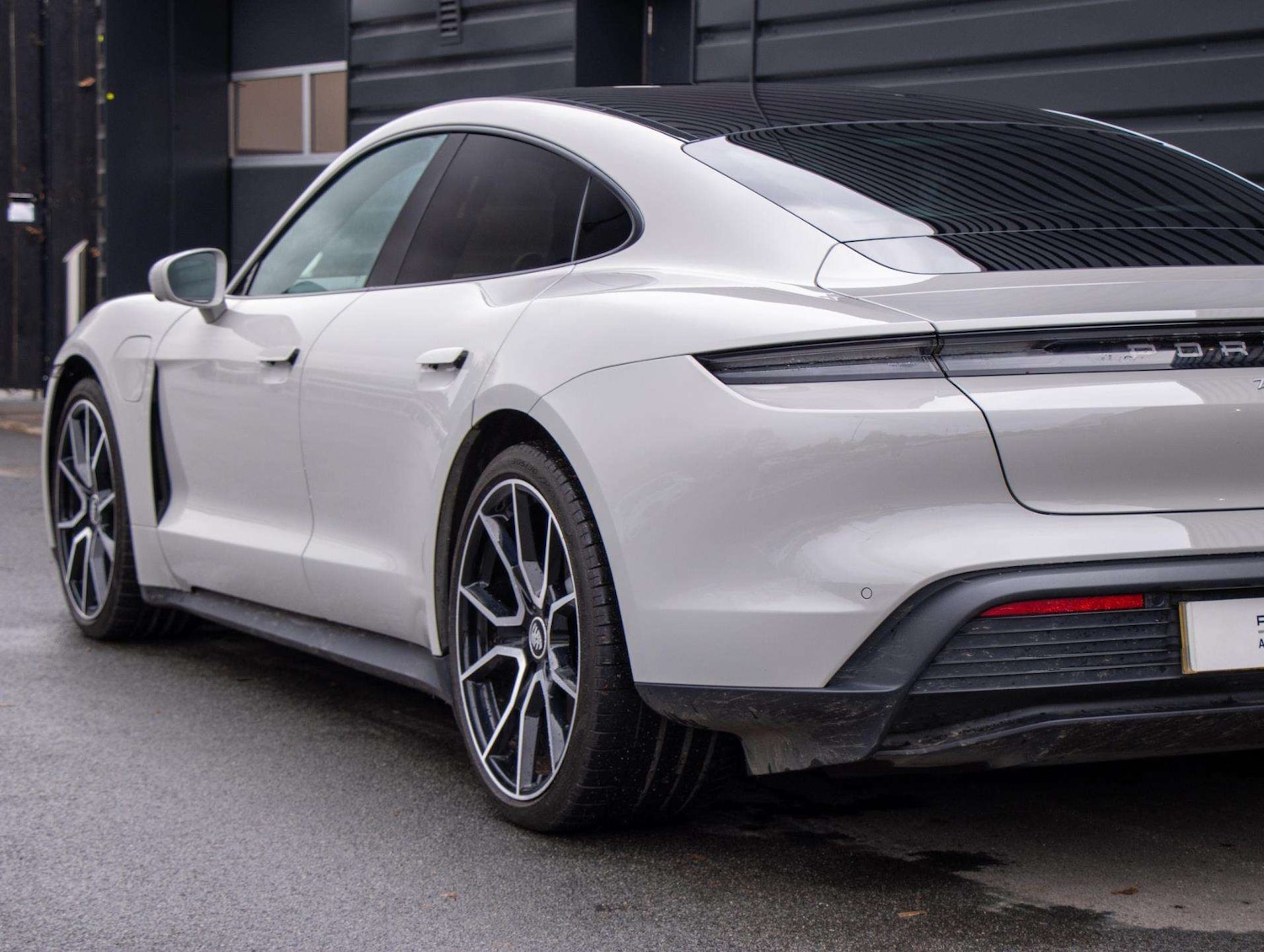 Used Porsche Taycan 2022 for sale - 76624621: Photo 20