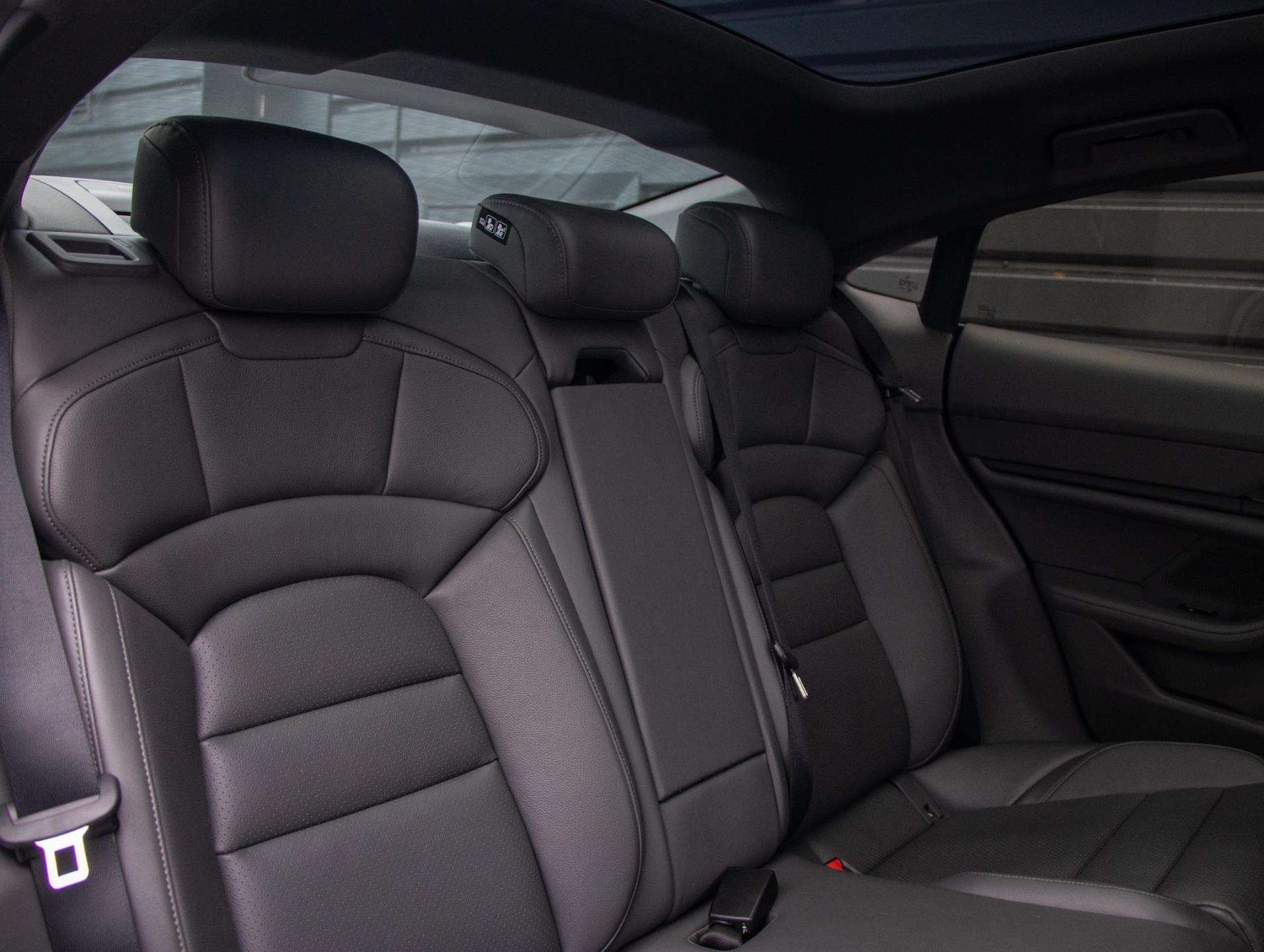 Used Porsche Taycan 2022 for sale - 76624621: Photo 23