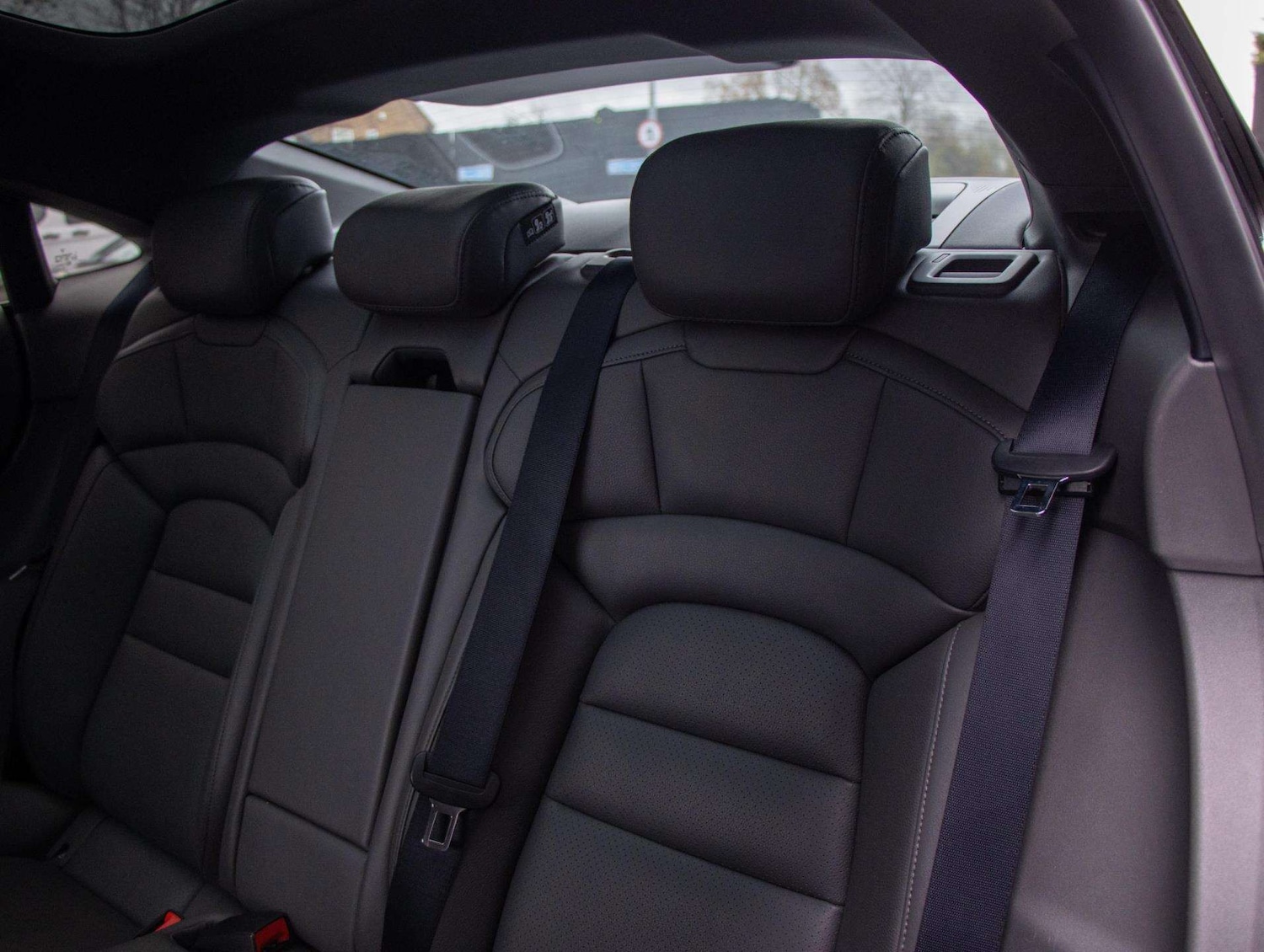 Used Porsche Taycan 2022 for sale - 76624621: Photo 29