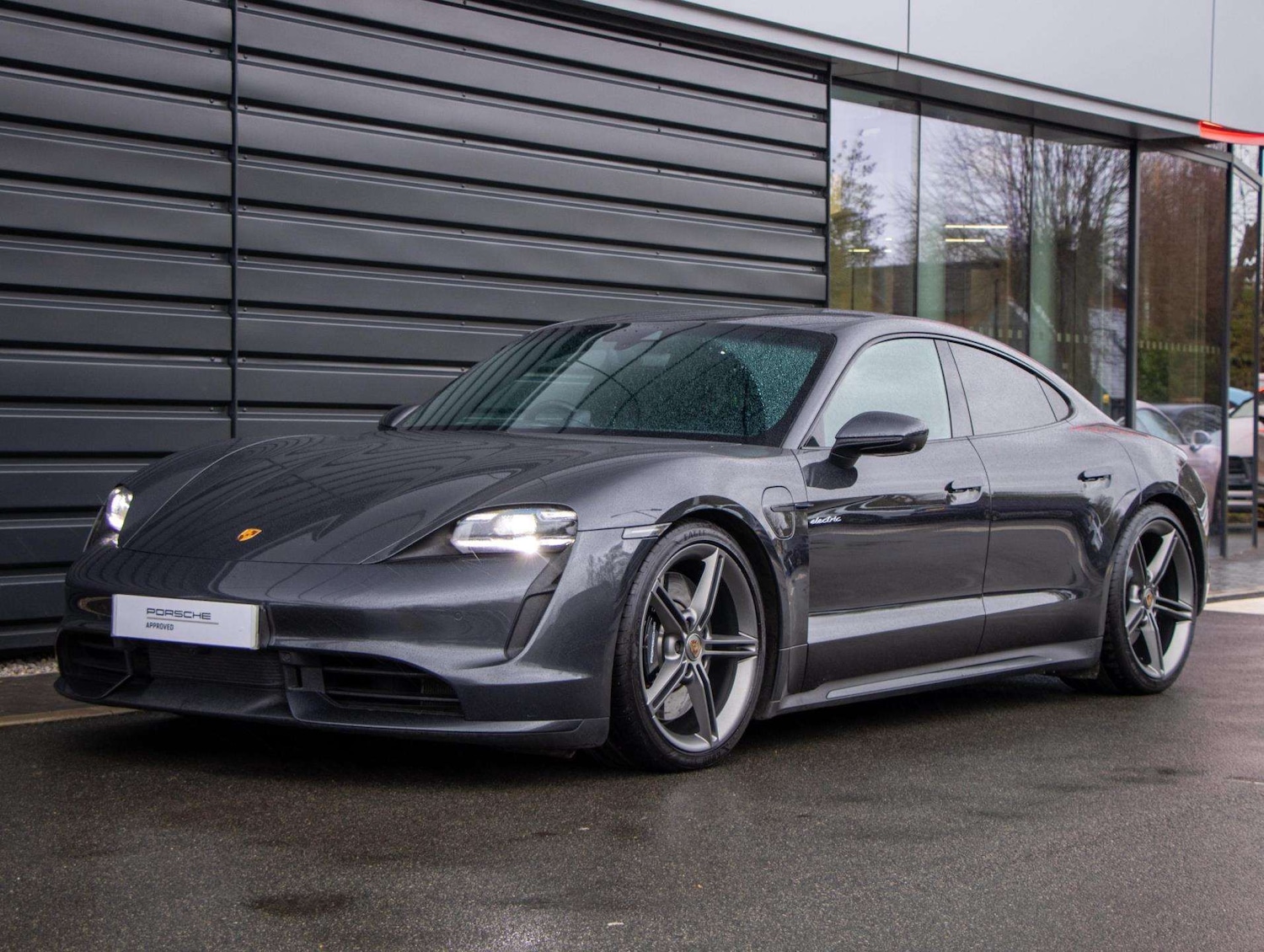 Used Porsche Taycan 2021 for sale - 77429008: Photo 17