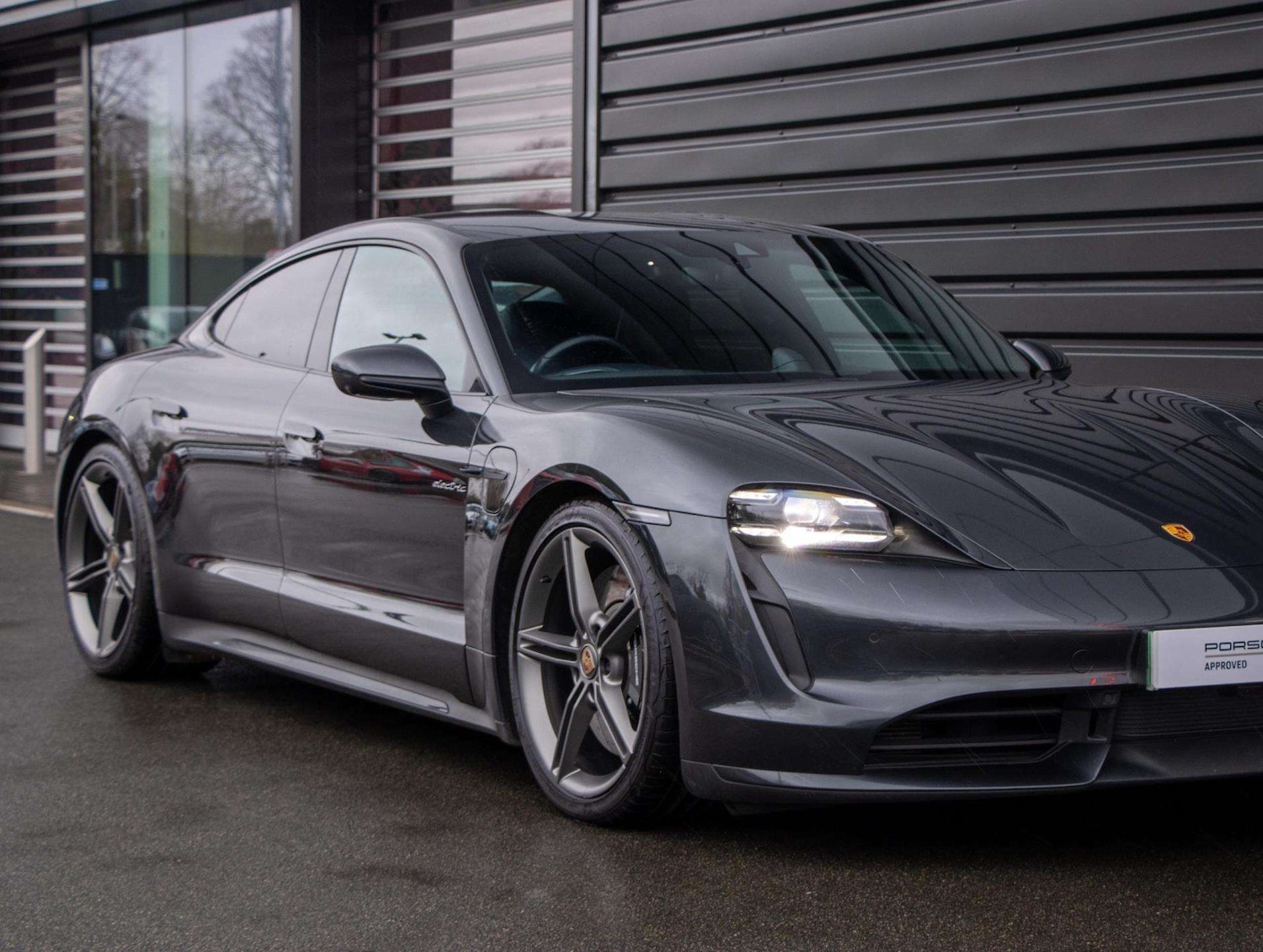 Used Porsche Taycan 2021 for sale - 77429008: Photo 18