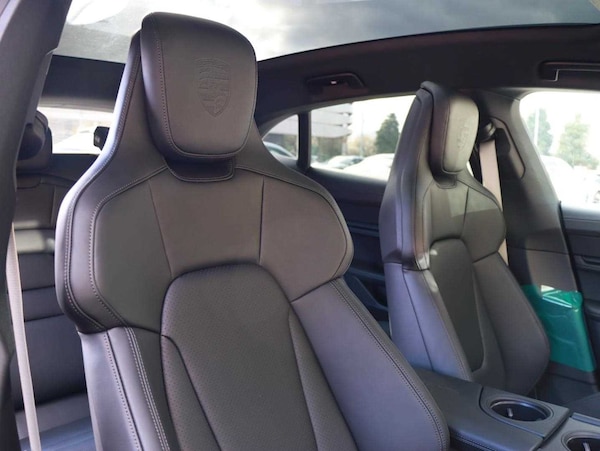 Used Porsche Taycan 2025 for sale - 75461064: Photo 8