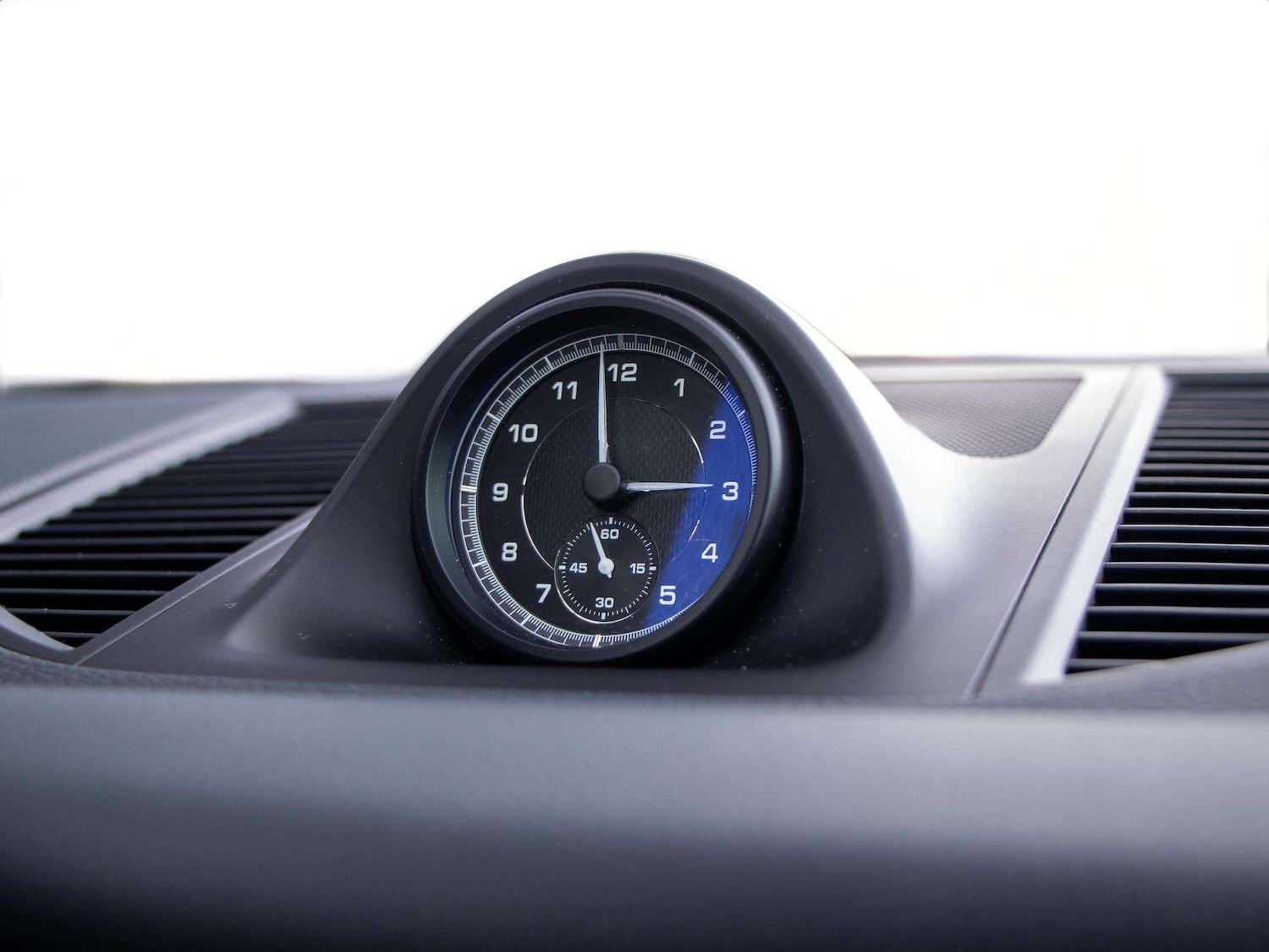 Used Porsche Macan 2024 for sale - 77972981: Photo 16