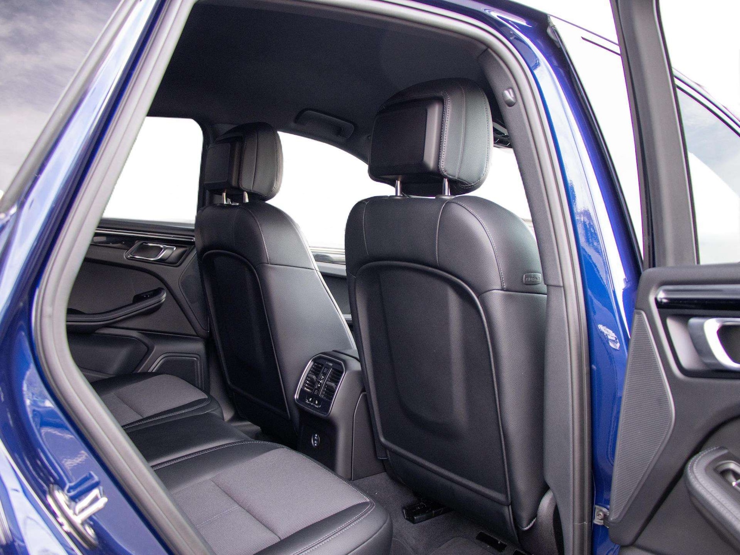 Used Porsche Macan 2024 for sale - 77972981: Photo 22