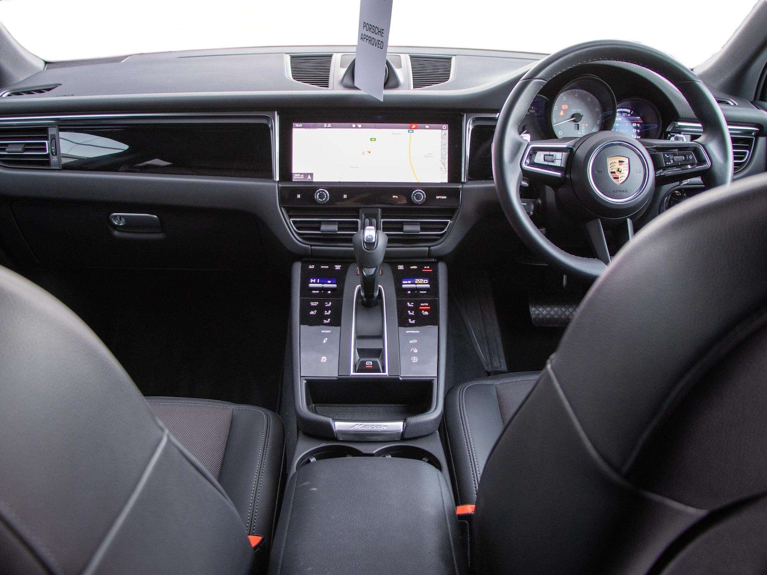 Used Porsche Macan 2024 for sale - 77972981: Photo 24