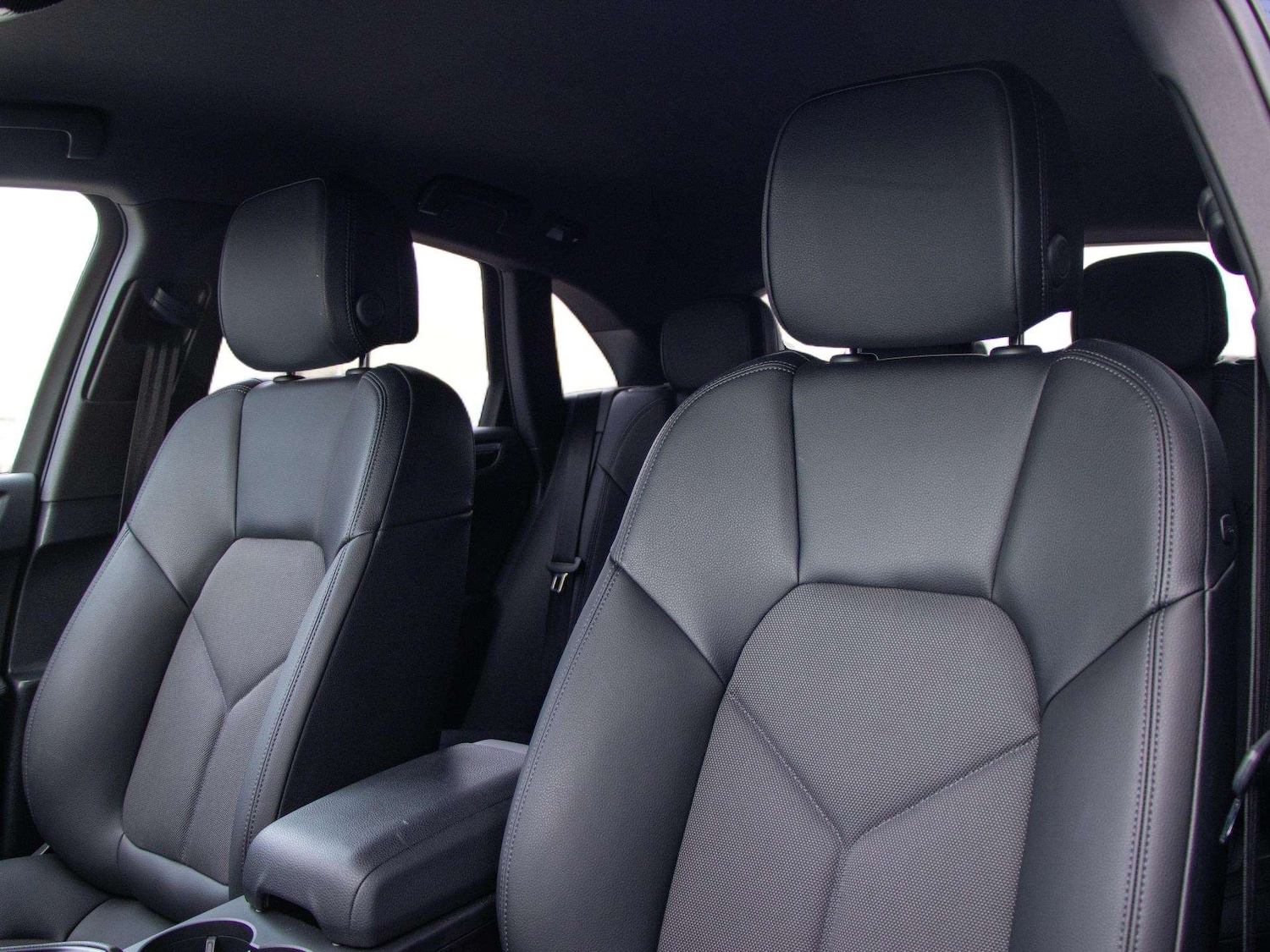 Used Porsche Macan 2024 for sale - 77972981: Photo 29