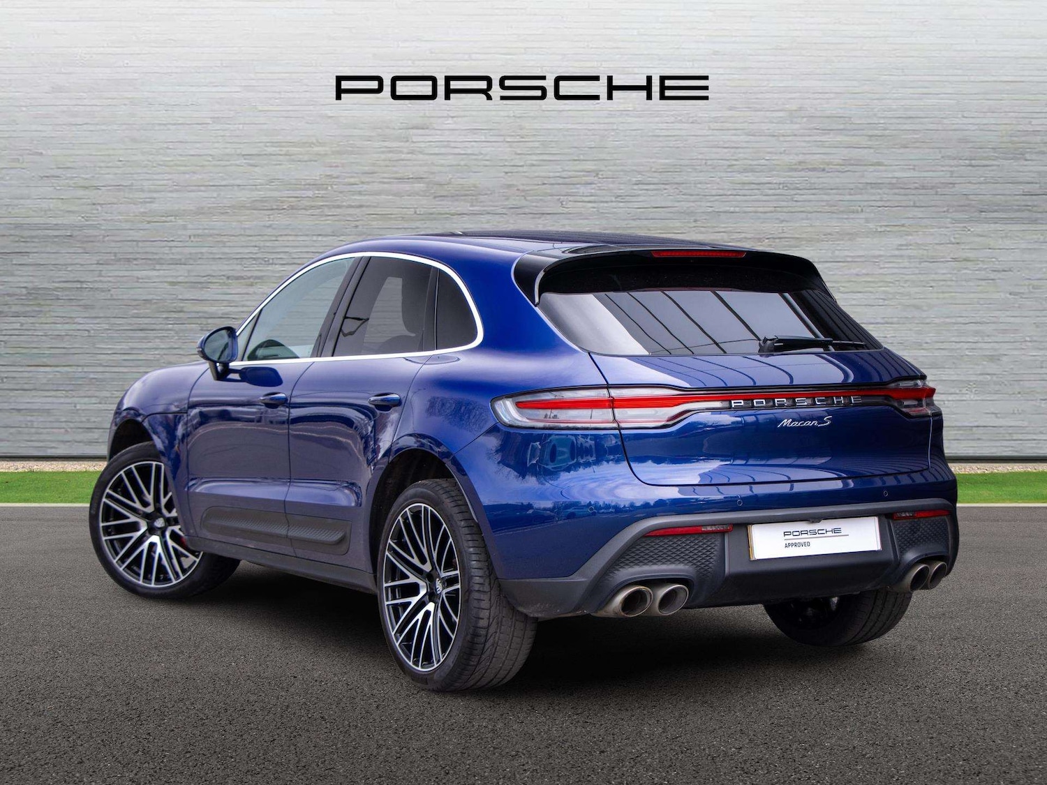 Used Porsche Macan 2024 for sale - 77972981: Photo 9