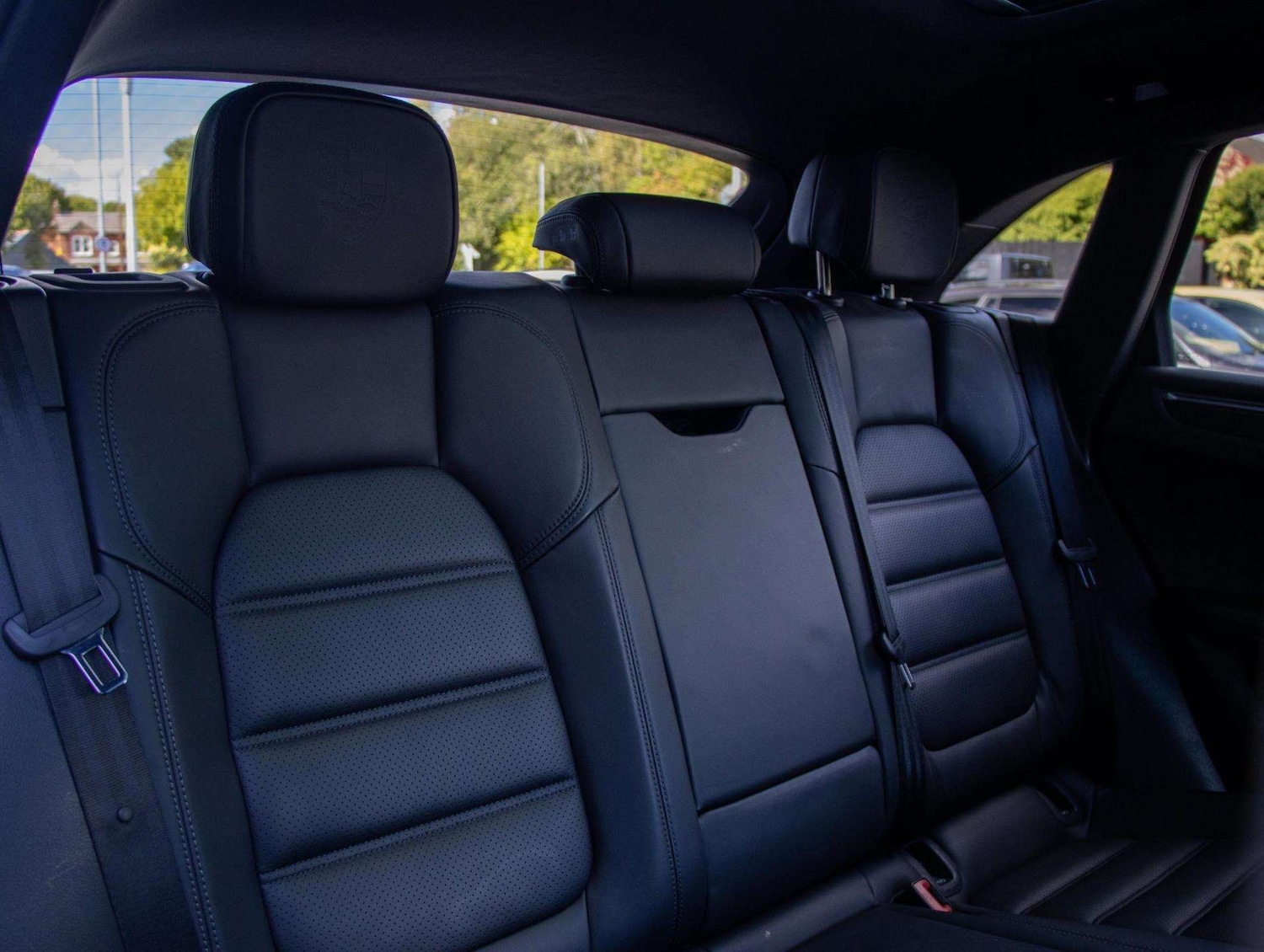 Used Porsche Macan 2023 for sale - 76978908: Photo 25