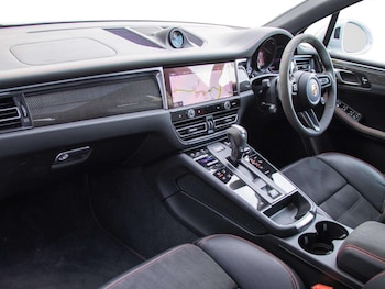 Used Porsche Macan 2024 for sale - 78265062: Photo