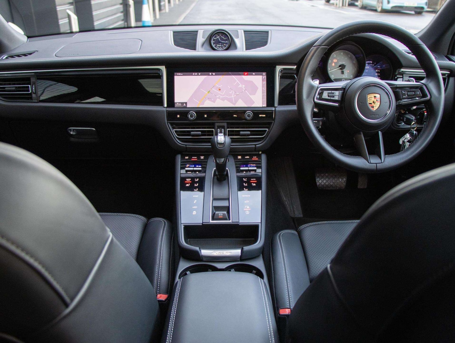 Used Porsche Macan 2024 for sale - 77123541: Photo 26