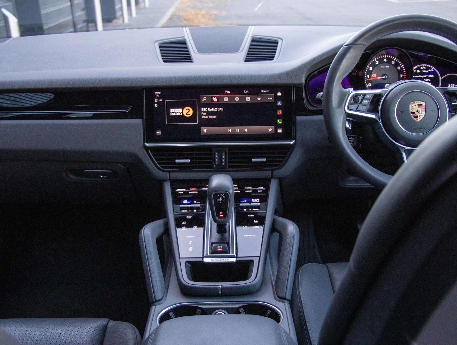 Used Porsche Cayenne 2023 for sale - 76624698: Photo 26