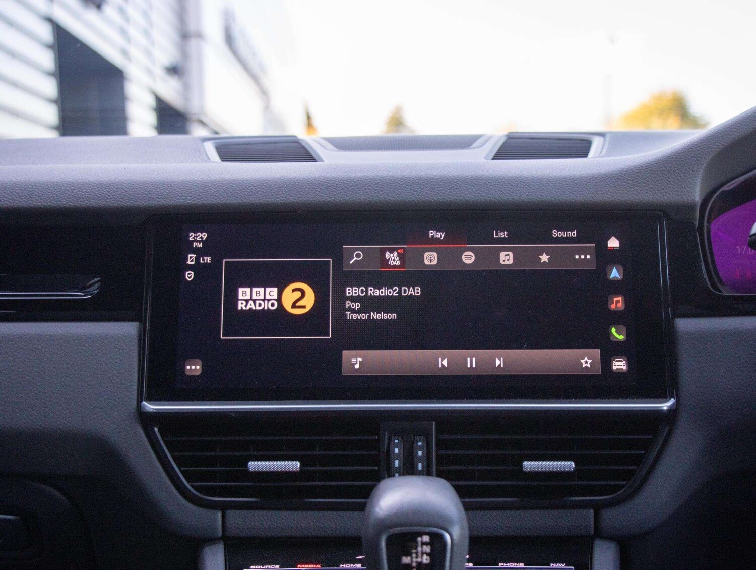 Used Porsche Cayenne 2023 for sale - 76624698: Photo 27