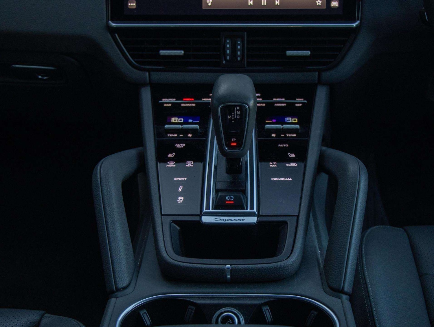 Used Porsche Cayenne 2023 for sale - 76624698: Photo 28