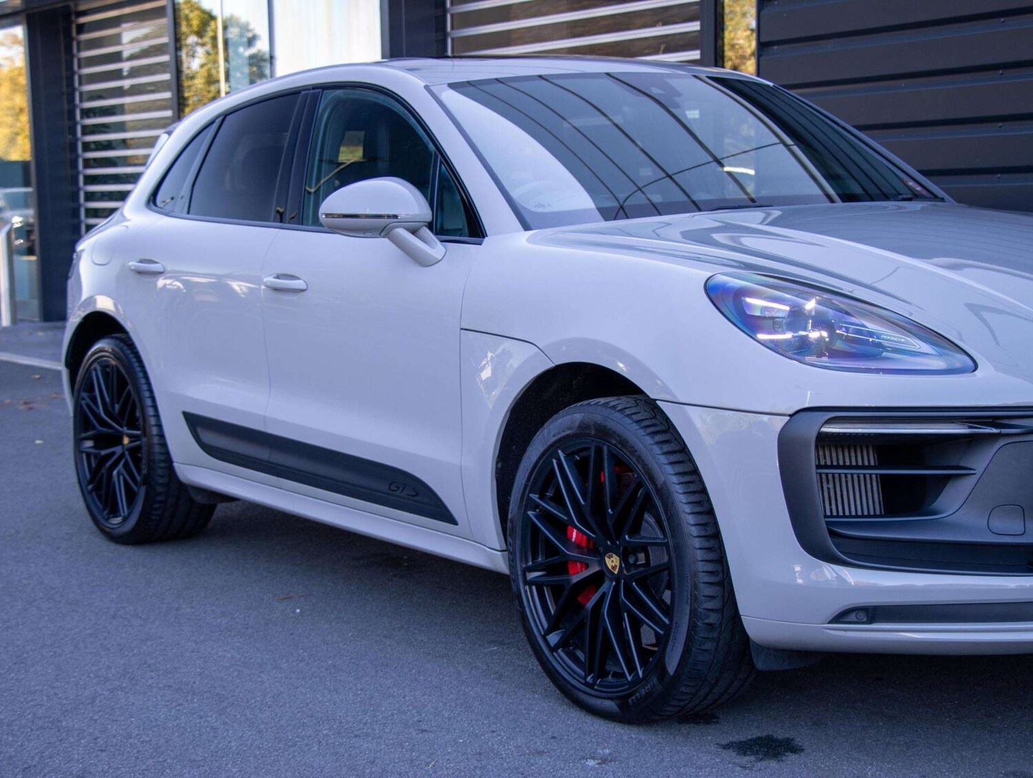 Used Porsche Macan 2021 for sale - 76373733: Photo 17
