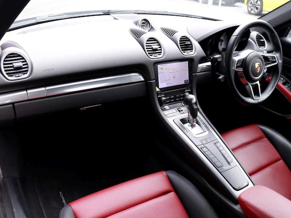 Used Porsche Other 2023 for sale - 76100629: Photo 10