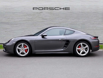 Used Porsche Other 2023 for sale - 76100629: Photo 2