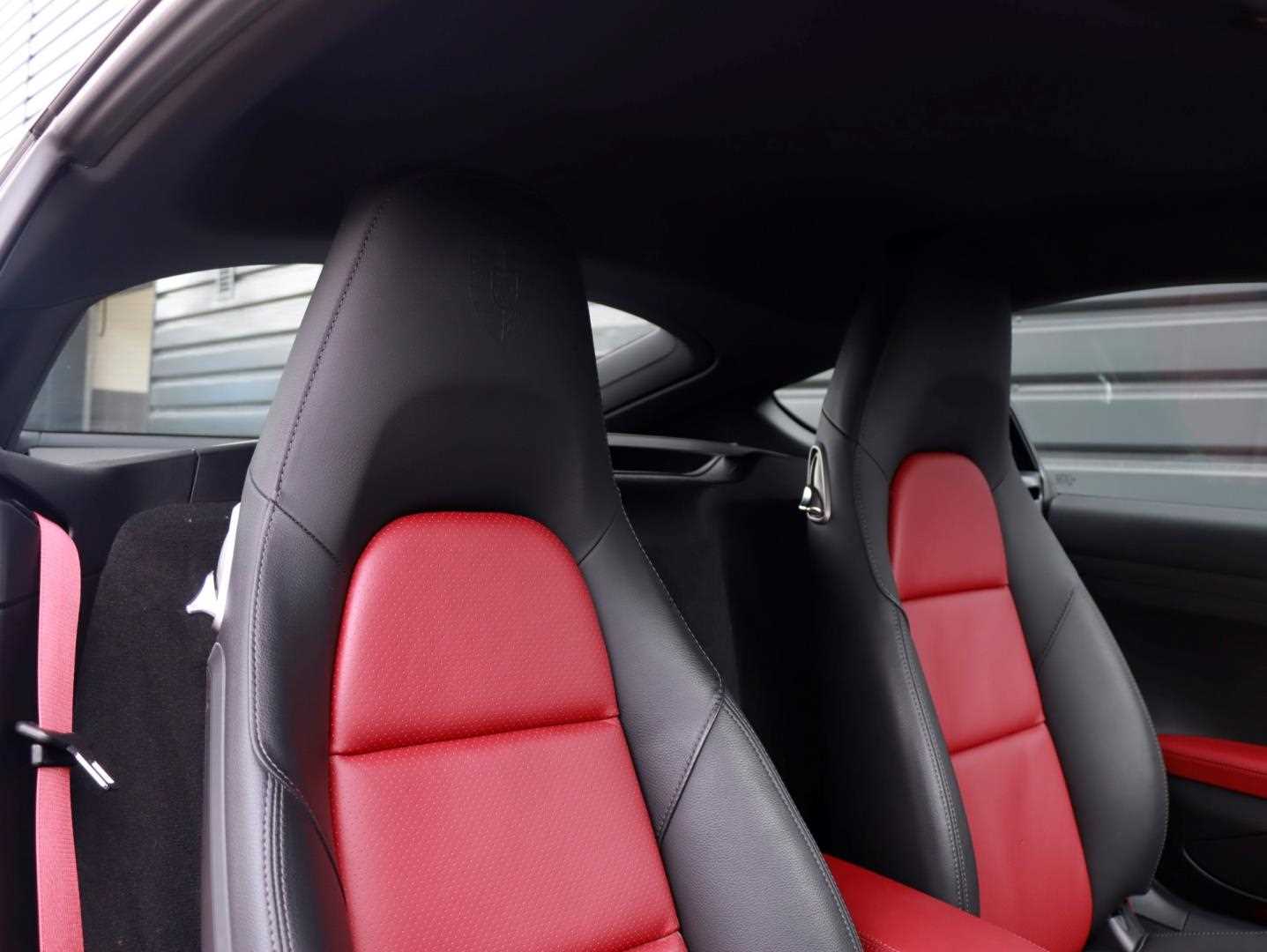 Used Porsche Other 2023 for sale - 76100629: Photo 8