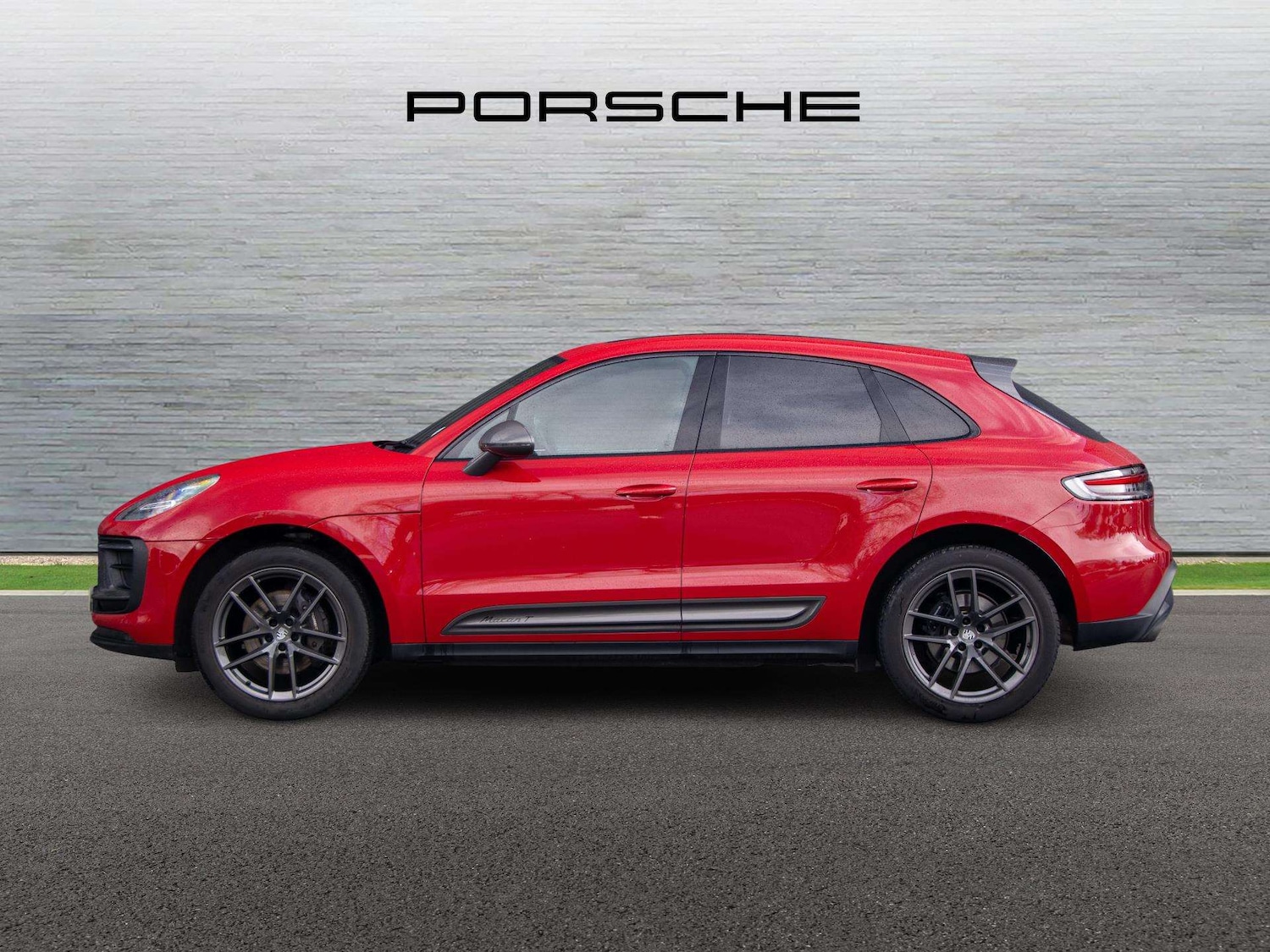 Used Porsche Macan 2024 for sale - 78037677: Photo 5