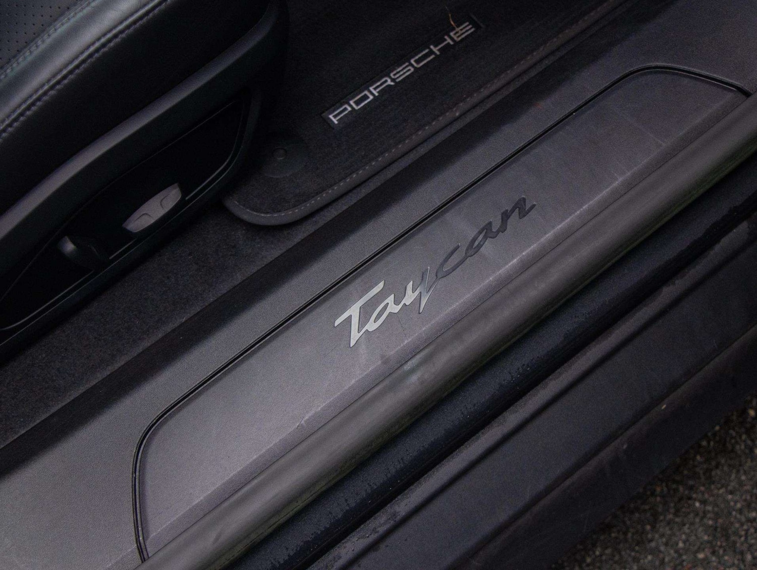 Used Porsche Taycan for sale - 77194475: Photo 32