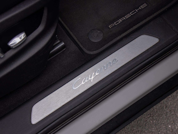Used Porsche Cayenne 2020 for sale - 76329223: Photo 16