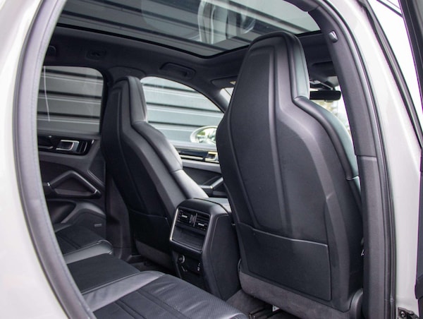 Used Porsche Cayenne 2020 for sale - 76329223: Photo 25