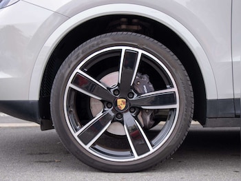 Used Porsche Cayenne 2020 for sale - 76329223: Photo 4