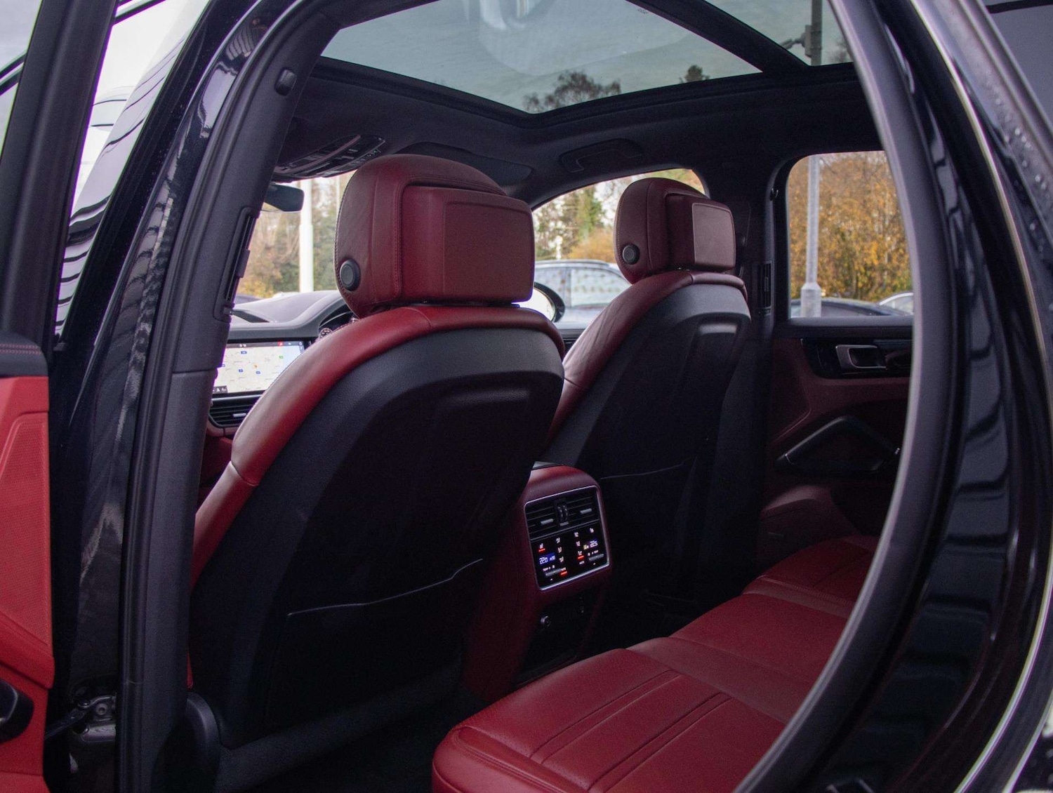 Used Porsche Cayenne 2019 for sale - 77123331: Photo 30