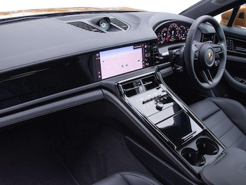 Used Porsche Panamera 2026 for sale - 79466842: Photo