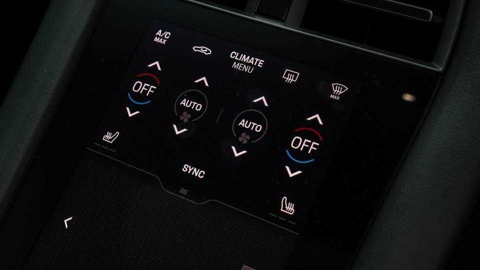 Used Porsche Taycan 2025 for sale - 77827320: Photo 27