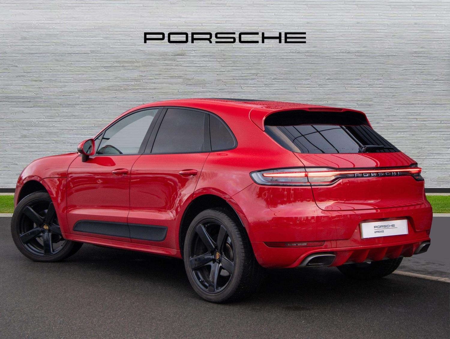 Used Porsche Macan 2018 for sale - 77334095: Photo 3