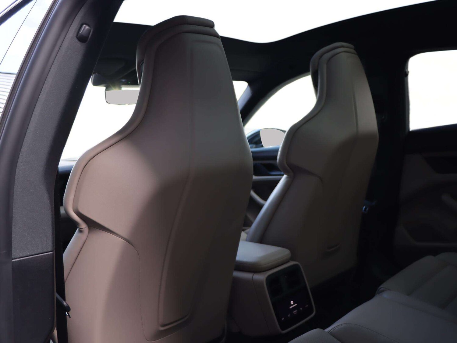 Used Porsche Taycan 2021 for sale - 78119025: Photo 26