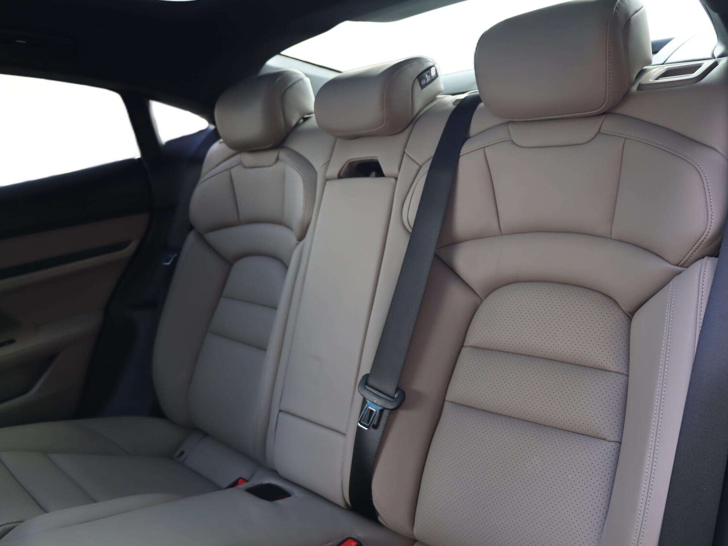 Used Porsche Taycan 2021 for sale - 78119025: Photo 27