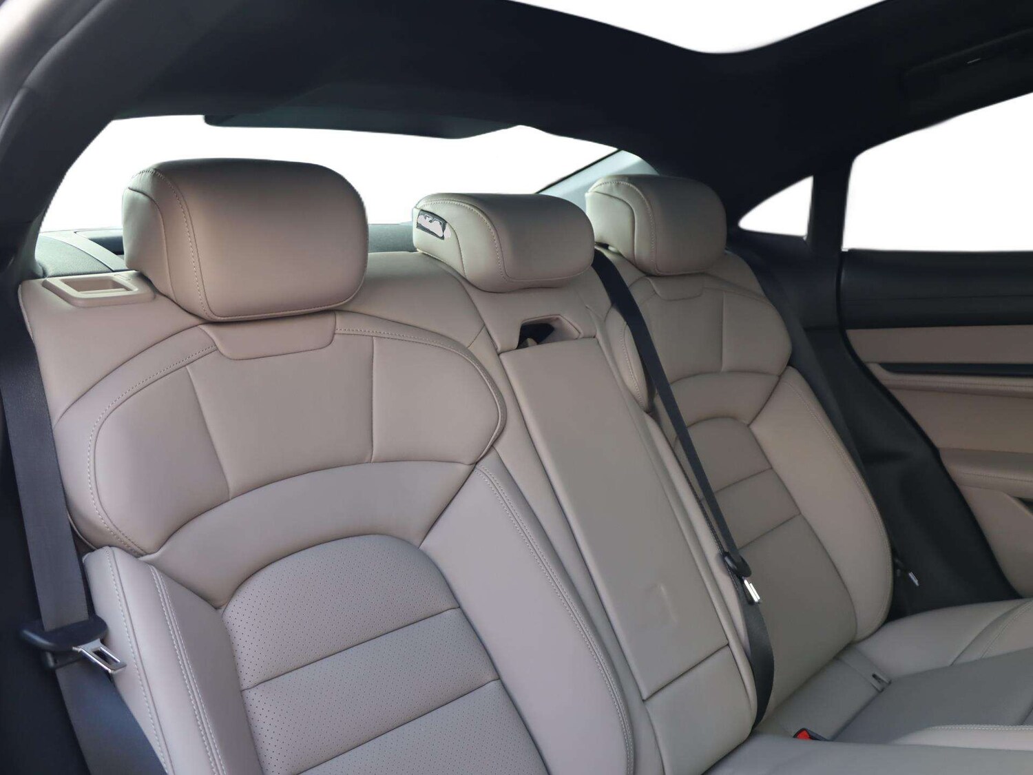 Used Porsche Taycan 2021 for sale - 78119025: Photo 29