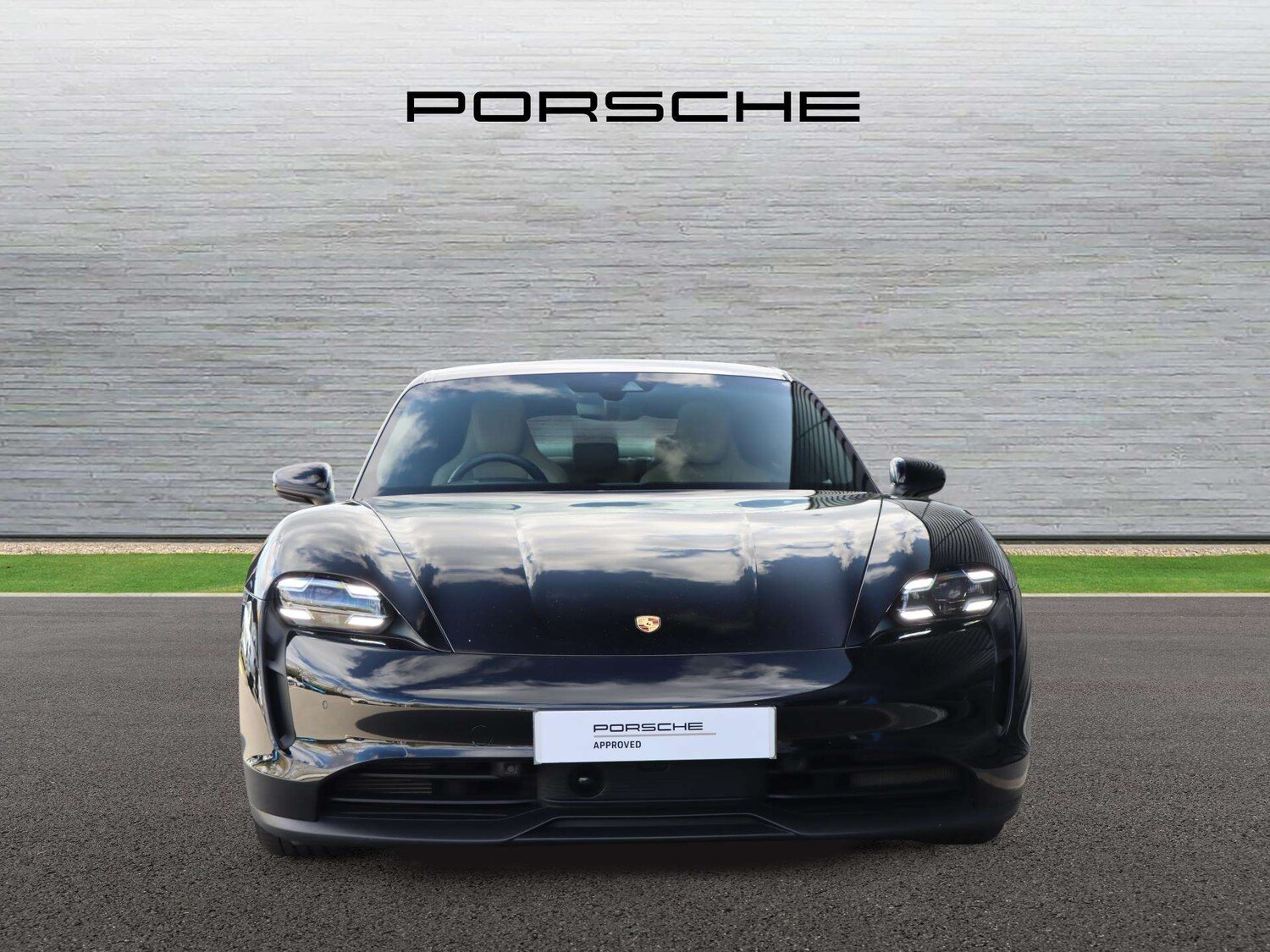 Used Porsche Taycan 2021 for sale - 78119025: Photo 6