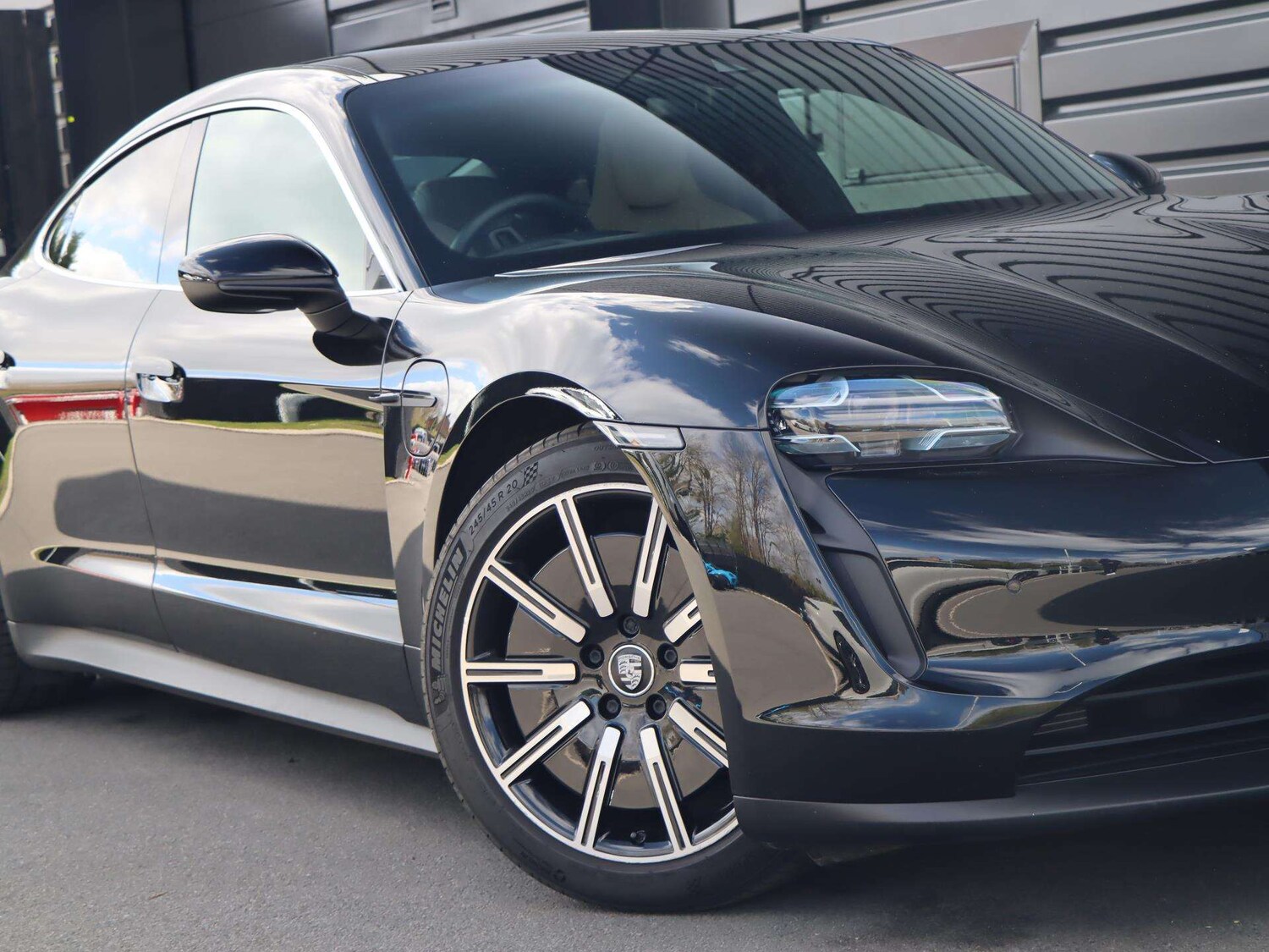 Used Porsche Taycan 2021 for sale - 78119025: Photo 9