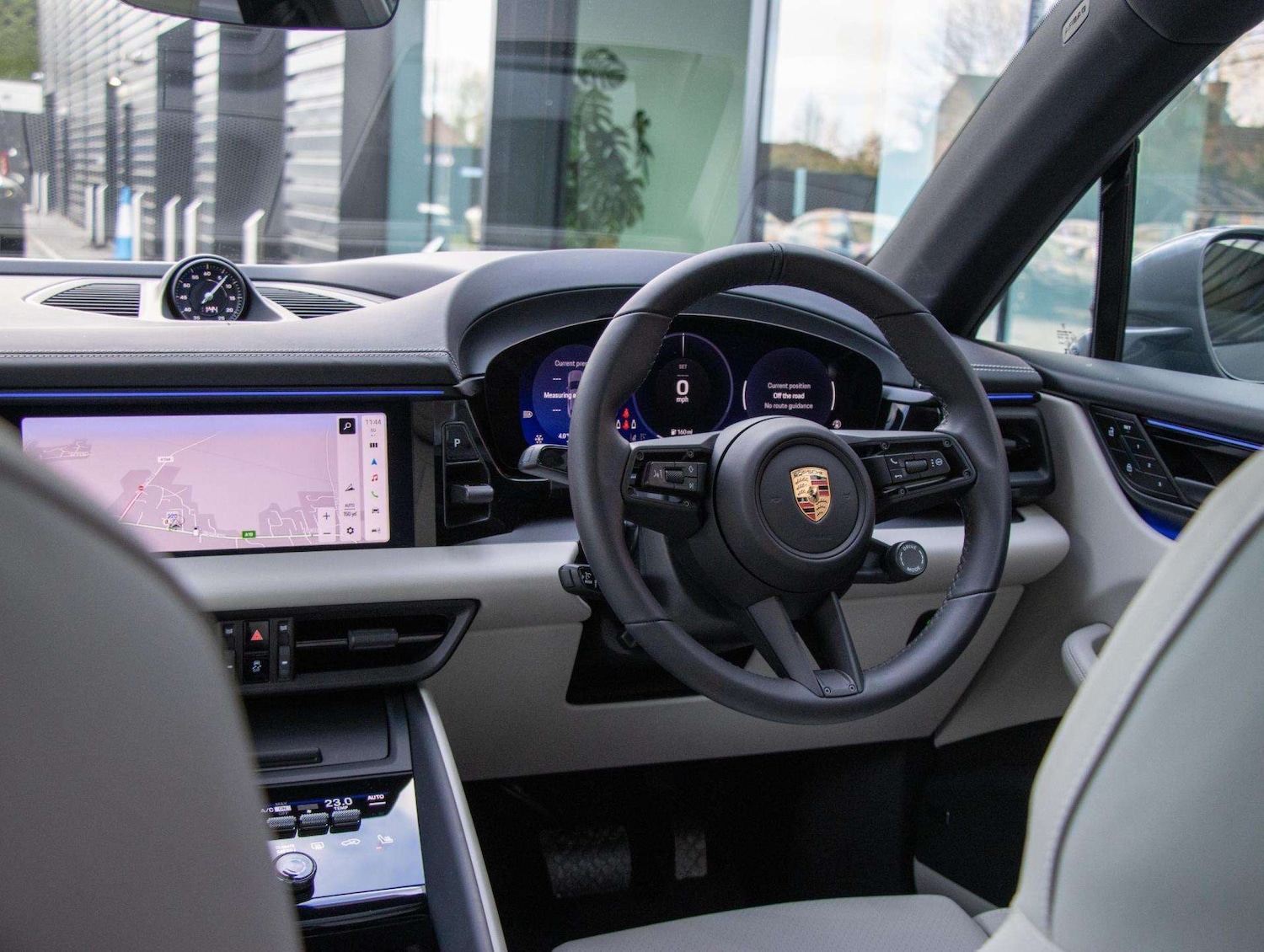 Used Porsche Macan 2025 for sale - 77726675: Photo 28