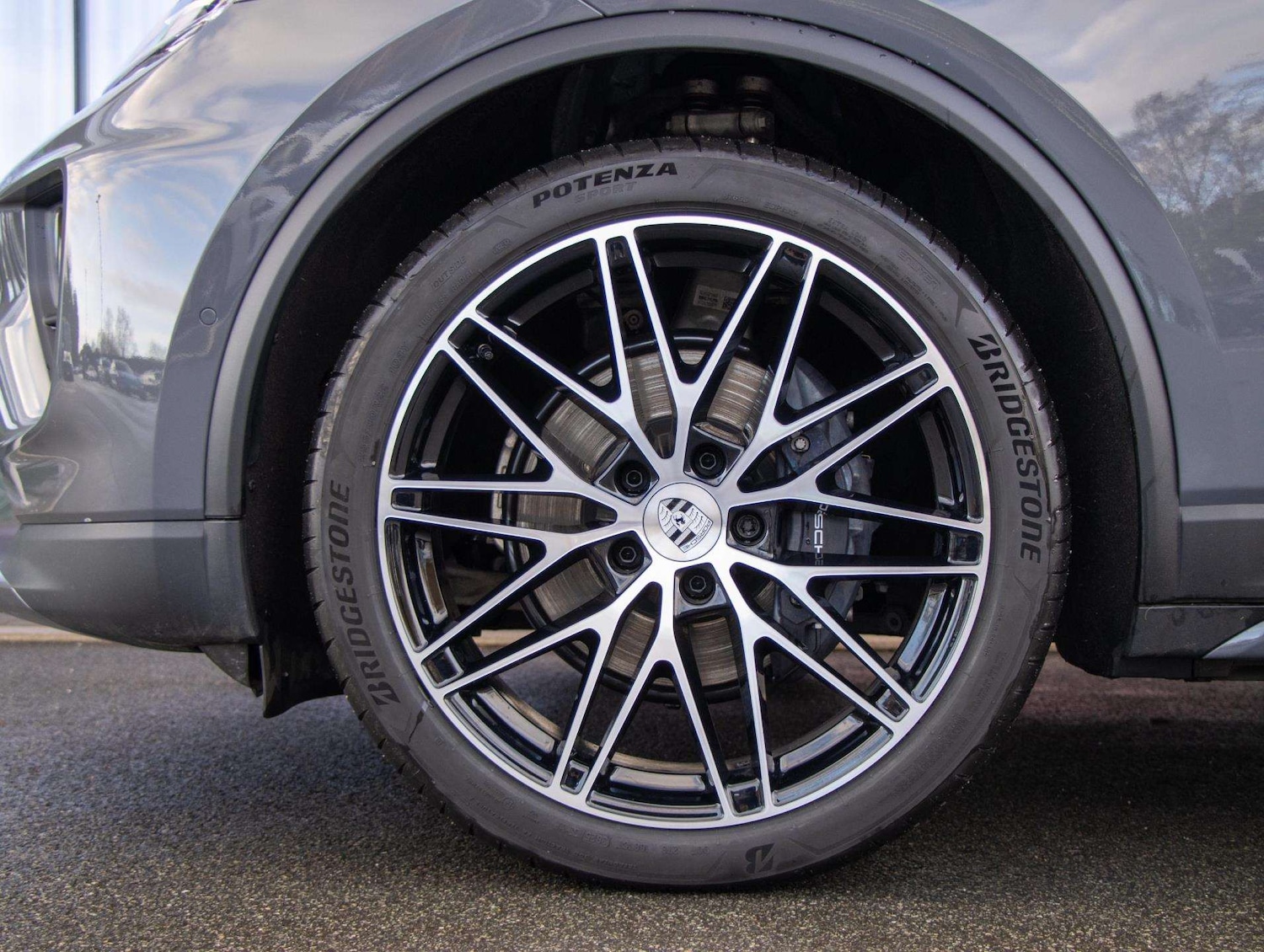 Used Porsche Macan 2025 for sale - 77726675: Photo 4