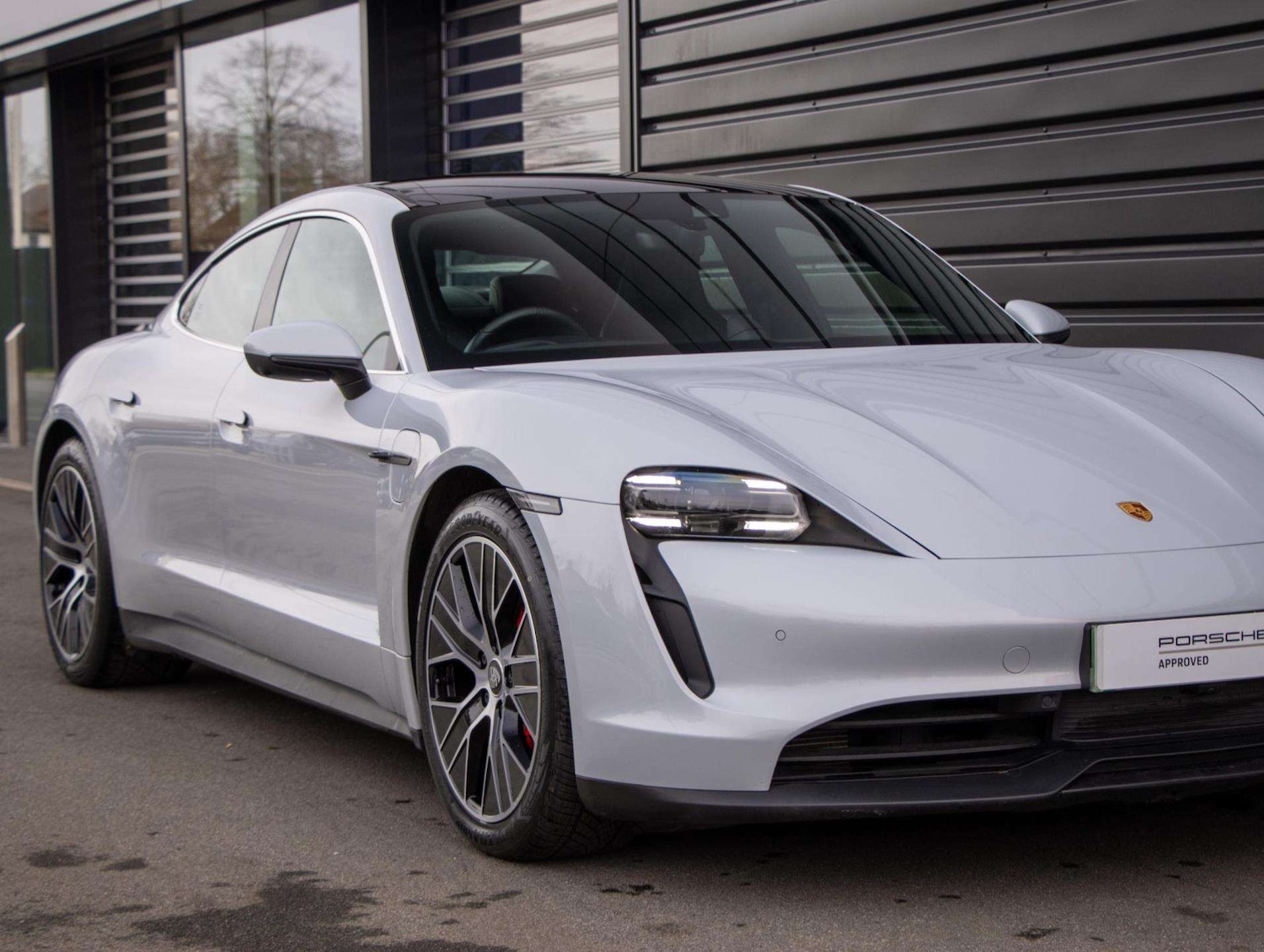 Used Porsche Taycan 2021 for sale - 77628332: Photo 17