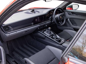 Used Porsche 911 2022 for sale - 77894399: Photo