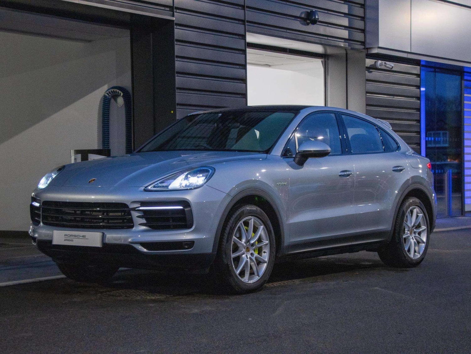 Used Porsche Cayenne 2021 for sale - 76928935: Photo 17